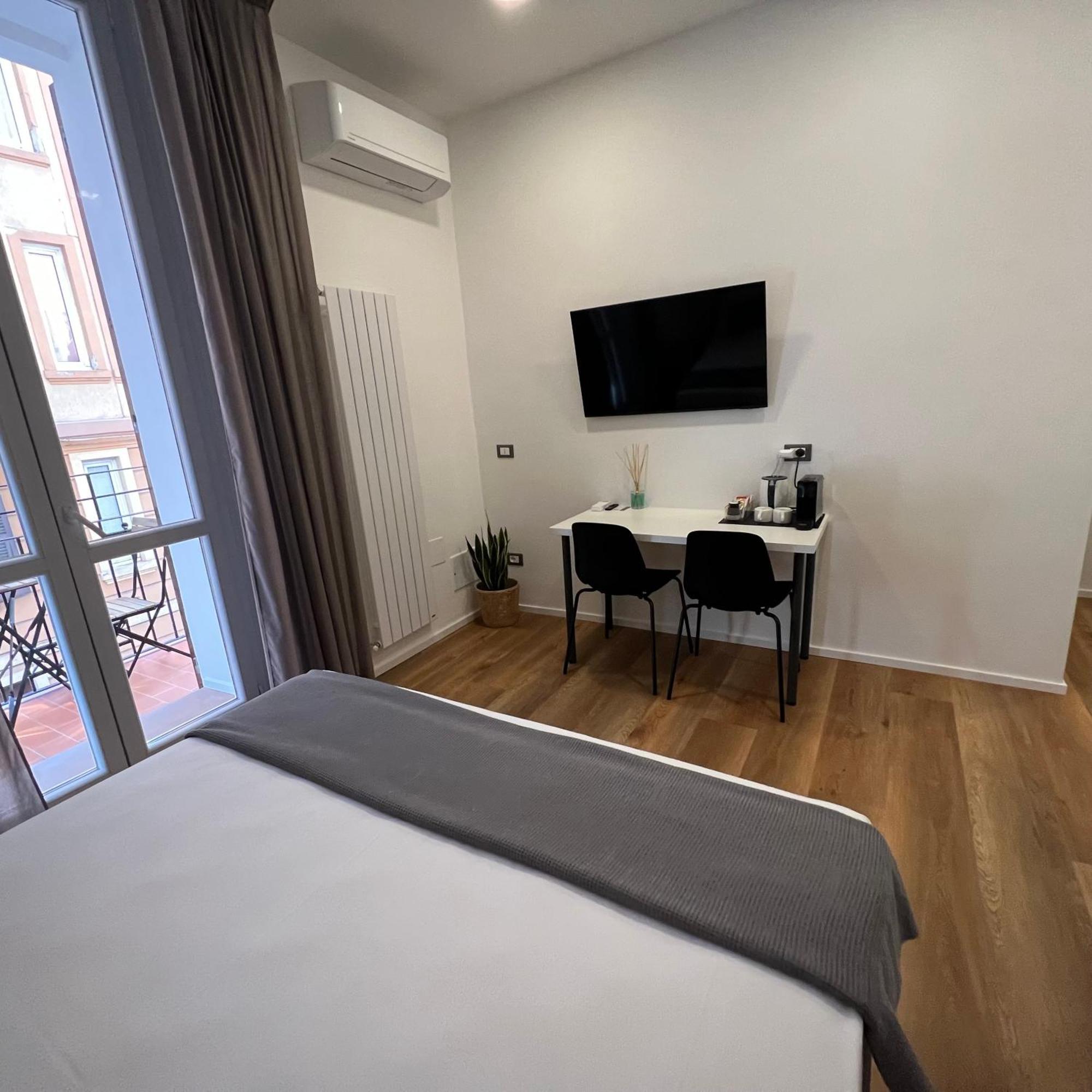 Sunrise Rooms La Spezia Bagian luar foto
